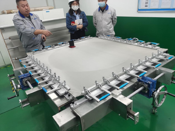 電動(dòng)汽車鋰電行業(yè)高頻振動(dòng)篩用網(wǎng)