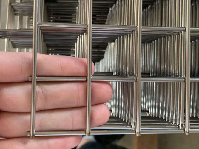 不銹鋼電焊網(wǎng)